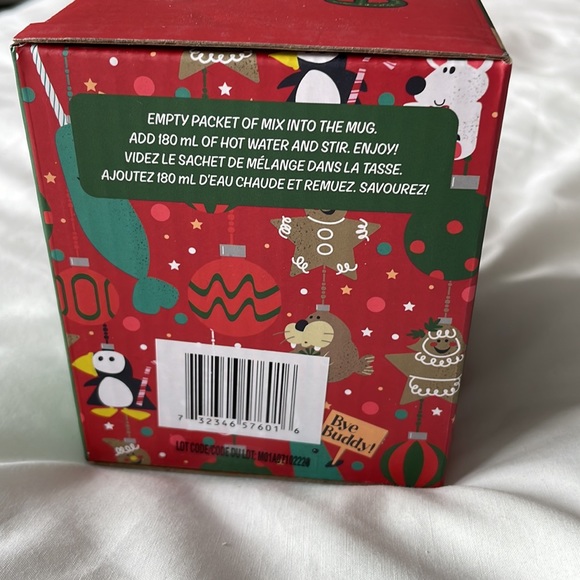 Elf mug and hot chocolate NWT - Picture 4 of 4